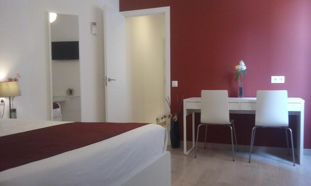 BruStar Sagrada Familia Hotel Barcelona Bagian luar foto