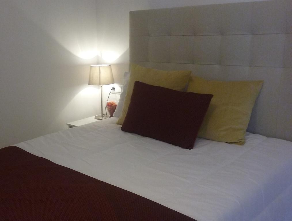 BruStar Sagrada Familia Hotel Barcelona Bagian luar foto