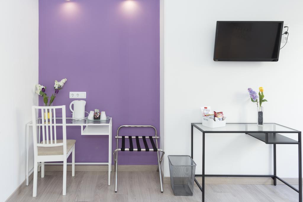 BruStar Sagrada Familia Hotel Barcelona Bagian luar foto