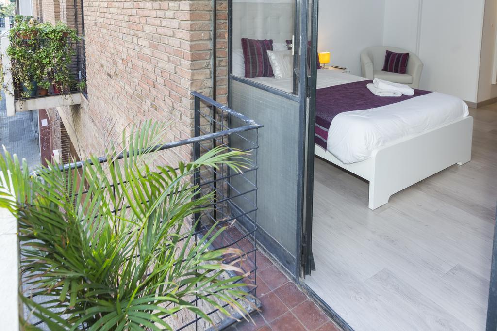 BruStar Sagrada Familia Hotel Barcelona Bagian luar foto