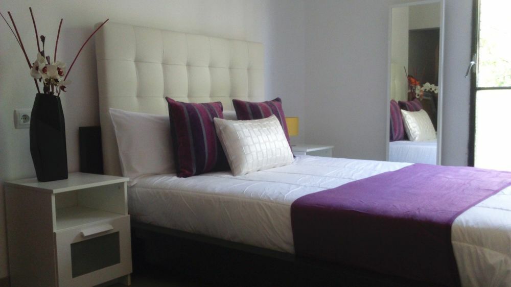 BruStar Sagrada Familia Hotel Barcelona Bagian luar foto
